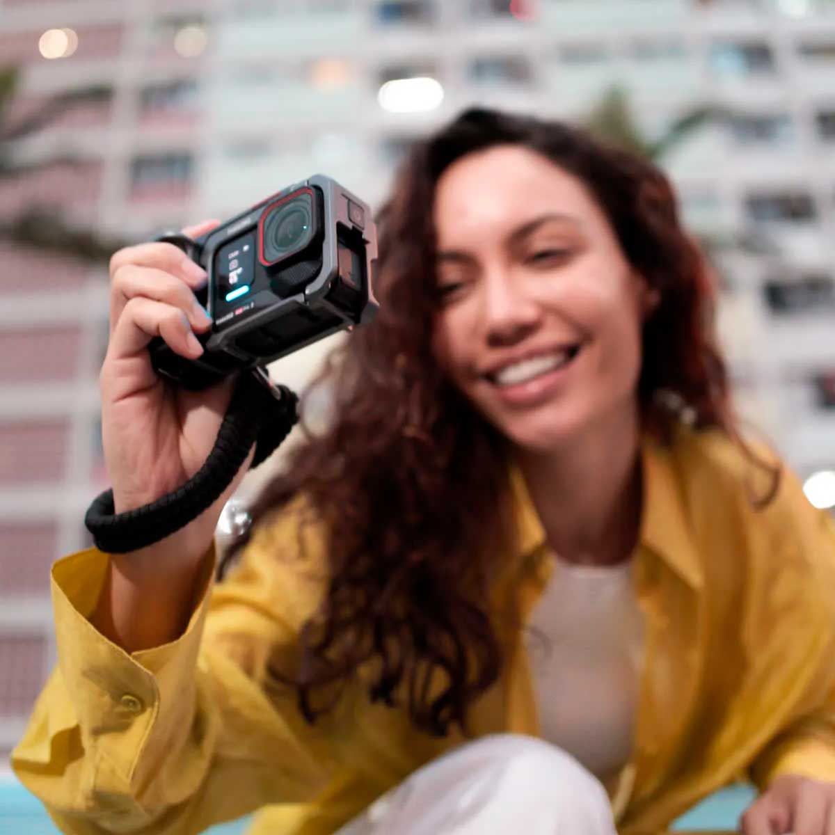 Cámara Insta360 Ace Pro 2 Dual Battery Xplorer Bundle (Gray) - Insta360 Colombia