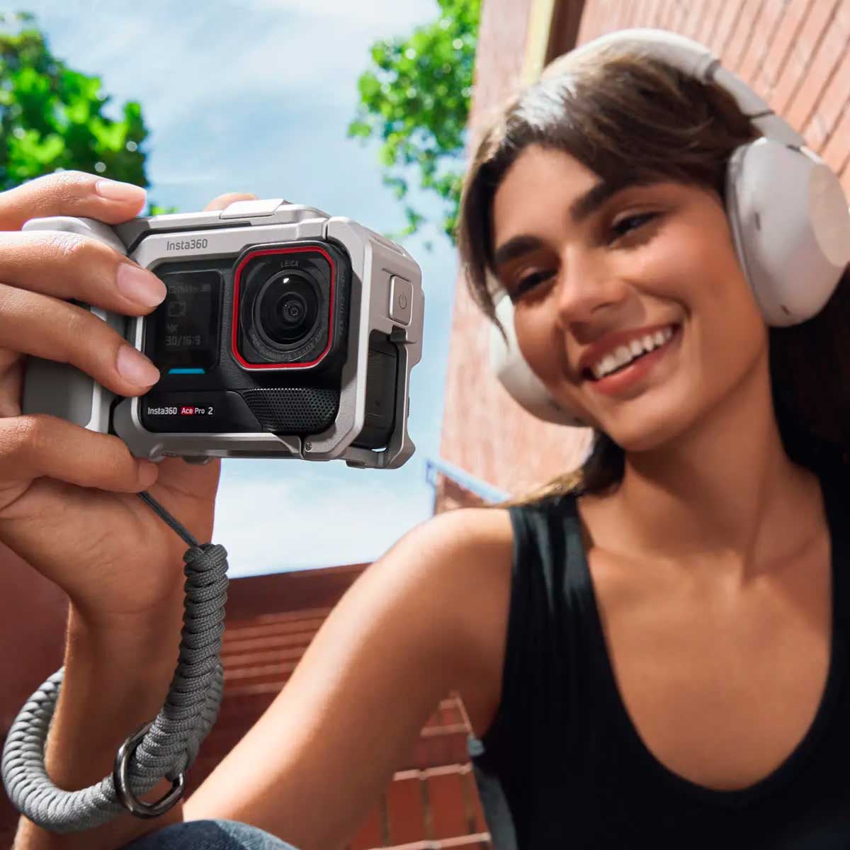 Cámara Insta360 Ace Pro 2 Dual Battery Xplorer Bundle Silver - Insta360 Colombia