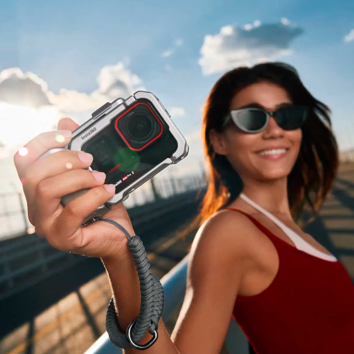 Cámara Insta360 Ace Pro 2 Dual Battery Xplorer Bundle Silver - Insta360 Colombia